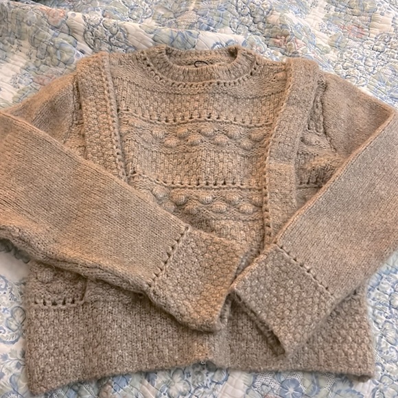 Mango Sweater - Picture 9 of 9